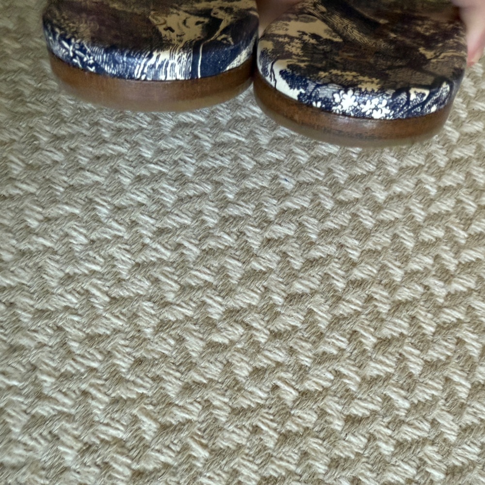 Dior Dway Women's Blue and Cream Shoes - Picture 12 of 13